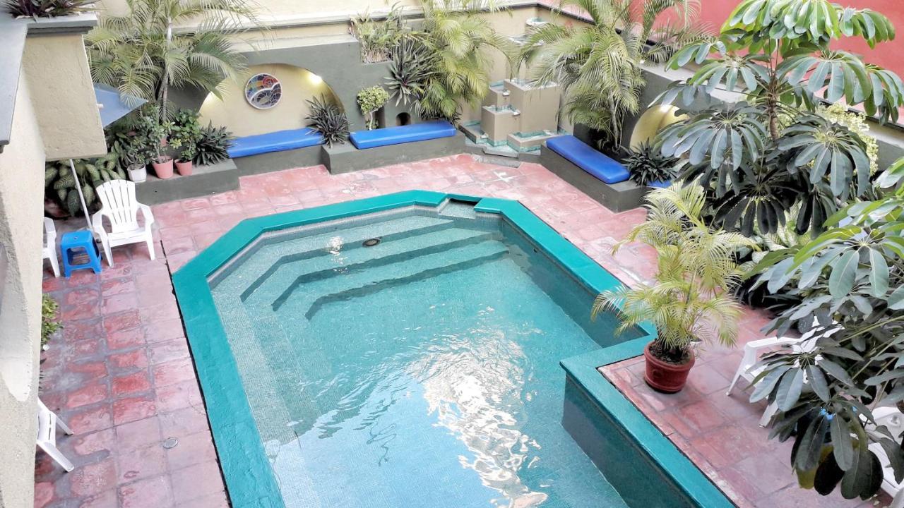 Solimar Inn Suites ซีฮัวตาเนโค ภายนอก รูปภาพ